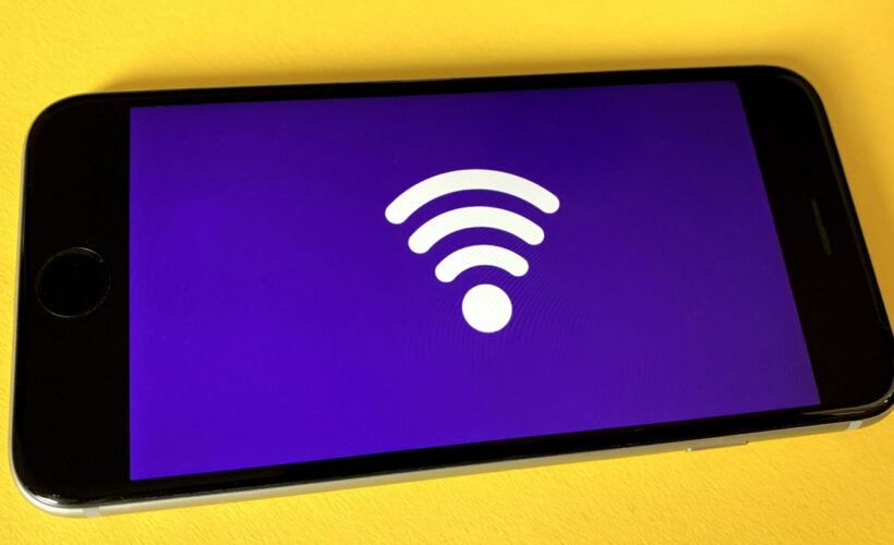 how to pick up wifi signals from a mile away