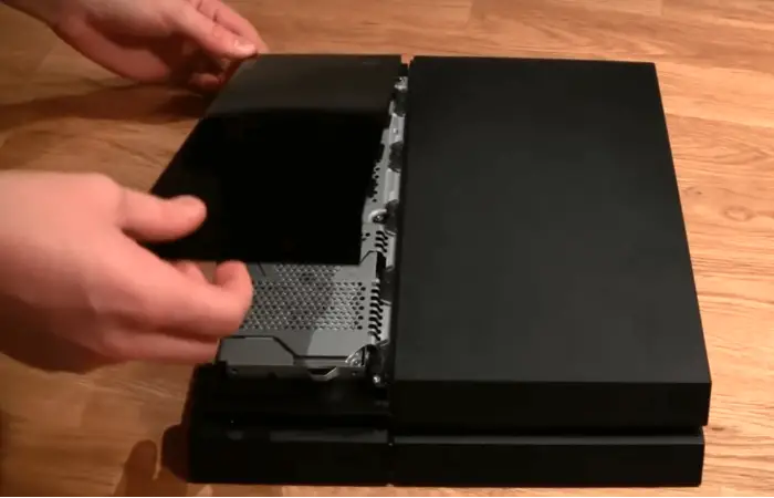 opening the vents in ps4