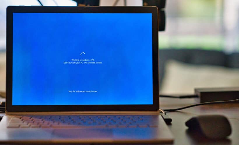windows suddenly not activated