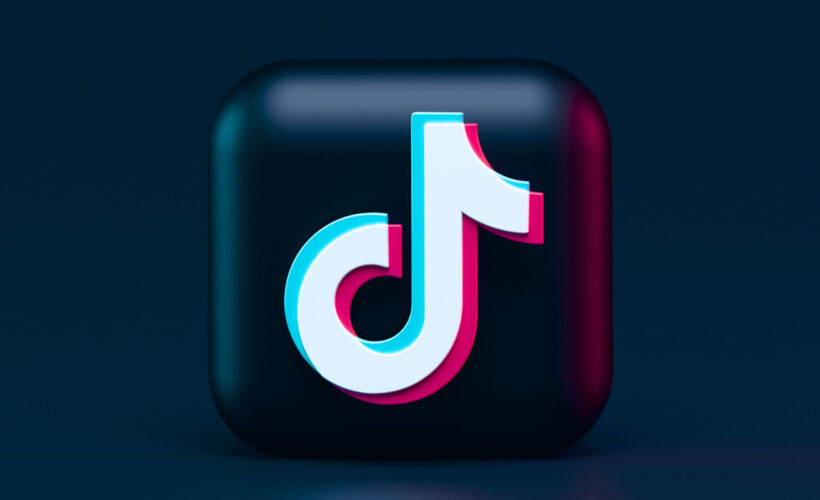 how to make text disappear on tiktok