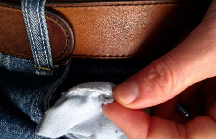 pockets contain lint
